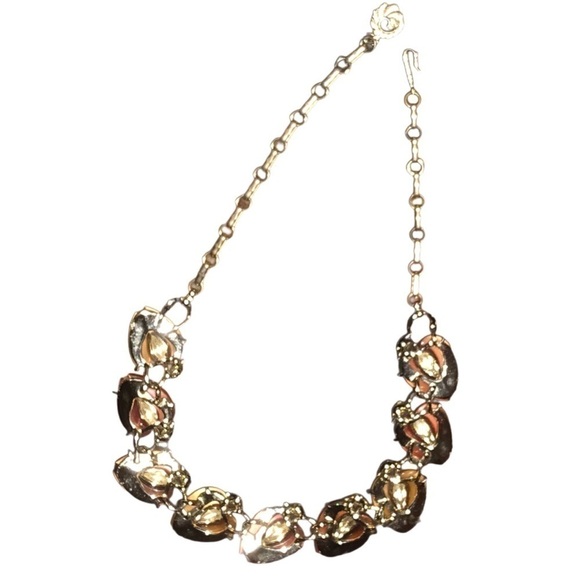 10$ VINTAGE Lisner statement necklace fruit Thermoset red brown book piece - Picture 8 of 14